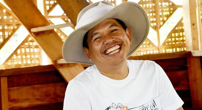 Anggota DPR RI, Dedi Mulyadi semprot pegawai Pemda yang membiarkan warga membangun rumah dan melewati batas sungai.