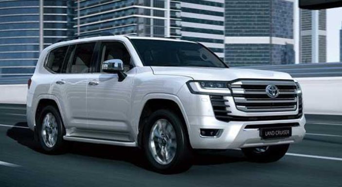 Toyota Land Cruiser Seri 300 yang baru saja diluncurkan di Timur Tengah pada Juni 2021