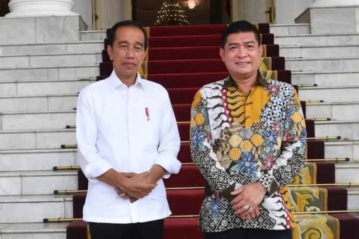 Siapa Silfester Matutina? Pembela Jokowi yang Debat Panas dengan Rocky  Gerung - Lamongan Terkini