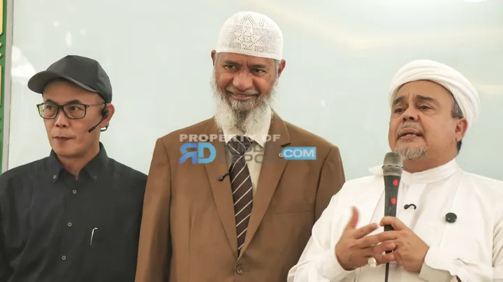 Dr. Zakir Naik Temui Habib Rizieq di Jakarta, Lanjutkan Safari Dakwah ke 4 Kota Selama Juli 2025