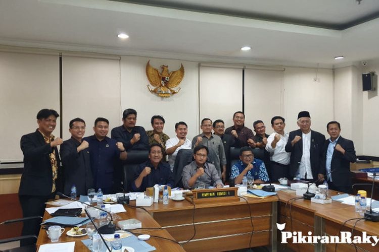 Dprd Jabar Umumkan Komisioner Kip Jabar Periode 2019 2023 Pikiran Rakyat Com