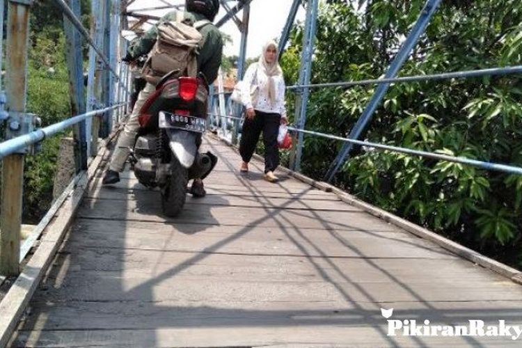 Jembatan Ledeng Peninggalan Belanda Di Kota Bogor Menanti Perbaikan Pikiran Rakyat Com<script async src=