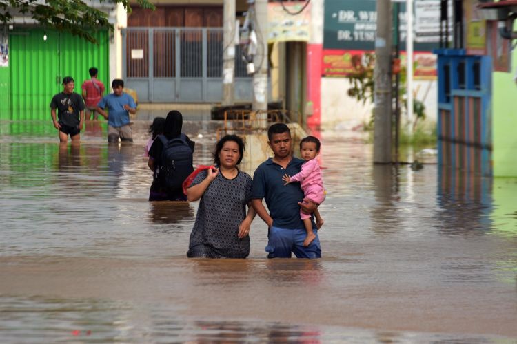 Banjir Rendam Setu Di Kabupaten Bekasi, Warga Capek Sudah Empat Kali Terendam - Pikiran-Rakyat.com