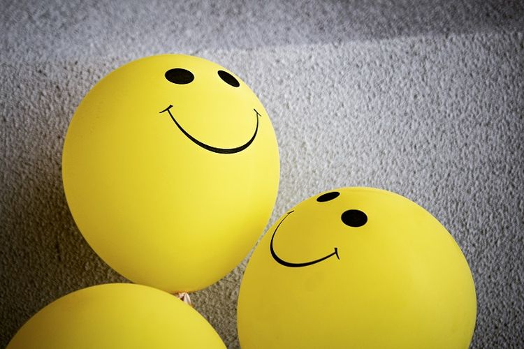 Kisah Pencipta Emoji Smiley Face Ucapkan Terima  Kasih  