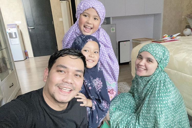 Ungkap Alasan Didik Anak Jadi Hafiz Quran Indra Bekti Bisa Bawa Orang Tua Ke Surga Pikiran Rakyat Com