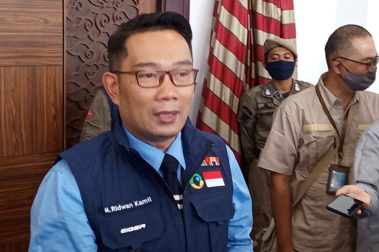 Tepati Janji, Ridwan Kamil Jadi Relawan Uji Vaksin Covid-19, Ketua ...