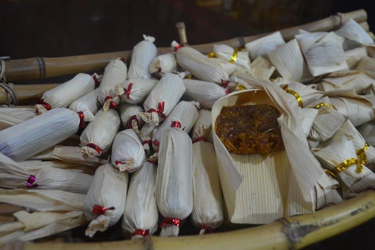 Deskripsi makanan tradisional wajik dalam bahasa jawa