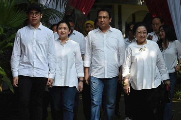 Usai Aksi Matikan Mic, Publik Kepo Sosok Suami Dan Anak Puan Maharani