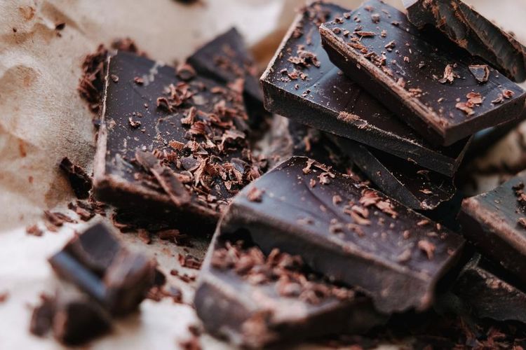 Manfaat Dark Chocolate untuk Kesehatan, Cegah Darah Rendah hingga  Tingkatkan Fungsi Otak - PRFM News