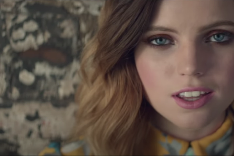 Lirik Lagu Bright – Echosmith dan Fakta di Baliknya