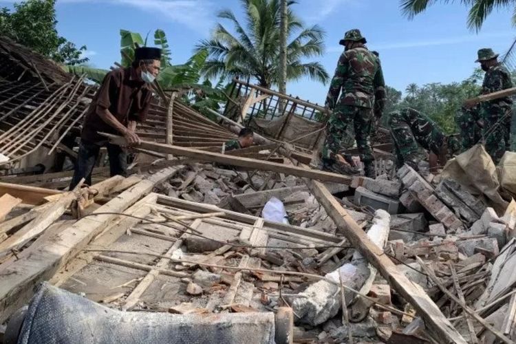 Gempa Terkini Cianjur : Gempa Bumi M 5,5 Kembali Terjadi ...