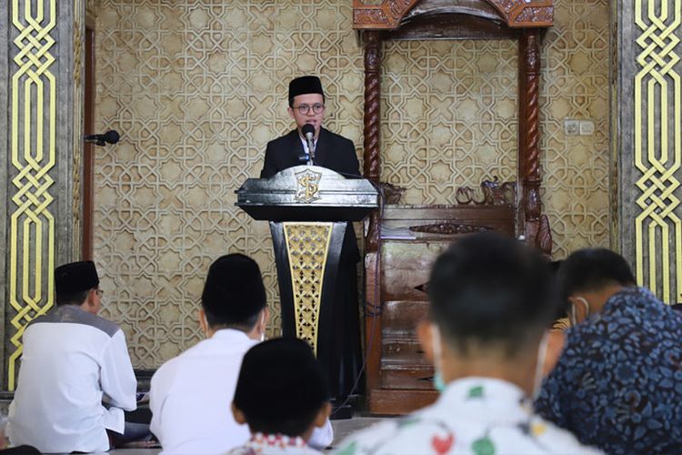 5 Rukun Khutbah Jumat Lengkap Dengan Contoh Lafaznya Jangan Terlewat