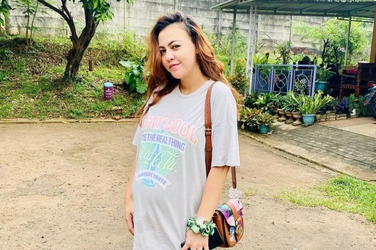 Profil Dan Biodata Ratu Rizky Nabila Termasuk Agama Medsos Umur Dan Akun Instagram Pribadinya Portal Jember