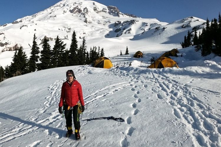 Putri Handayani Siap Taklukkan Denali Puncak Tertinggi Amerika Utara Cirebon Raya Halaman 2