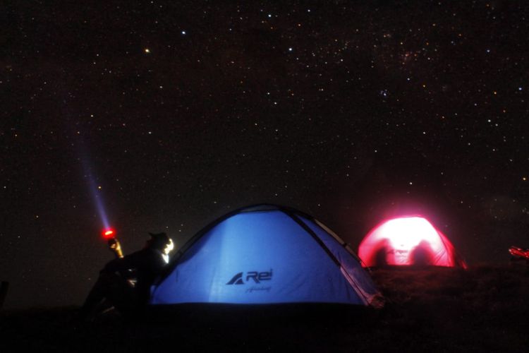 Milky Way At the top of Megasari Bondowoso, Teach Hikers That the Past Is Beautiful