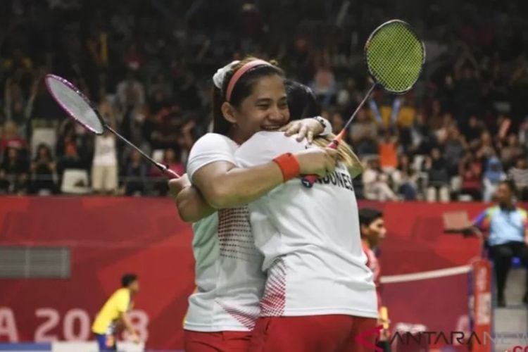 Sejarah Tercipta, Ganda Putri Badminton Indonesia Raih Medali Emas ...