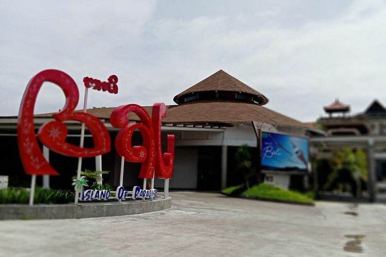 Bali hotel surabaya, pasien dengan staf kontak dikarantina omicron 11 Tim Surveilance
