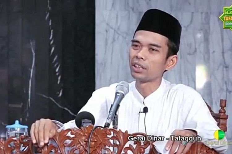 Sama dengan Khatam Al Qur’an, Cukup Baca Surat Pendek Ini Saat Sholat