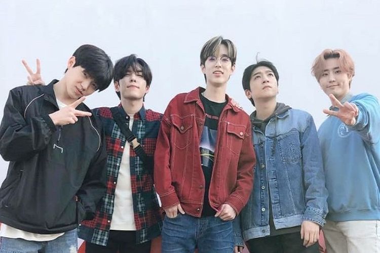 Lirik Lagu Congratulations oleh Day6 Terjemahan Bahasa Indonesia, Lagu