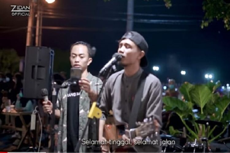 Chord Gitar Lagu Aku Bukan Jodohnya Versi Zinidin Zidan