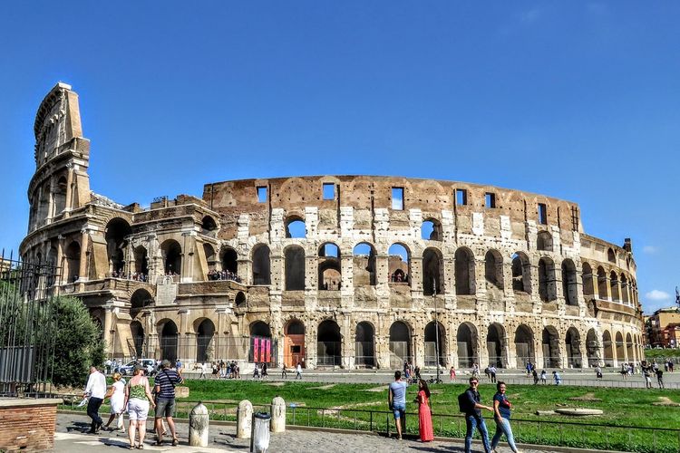 Sejarah Colosseum Roma Tempat Pertunjukan Gladiator, Salah Satu Keajaiban  Dunia