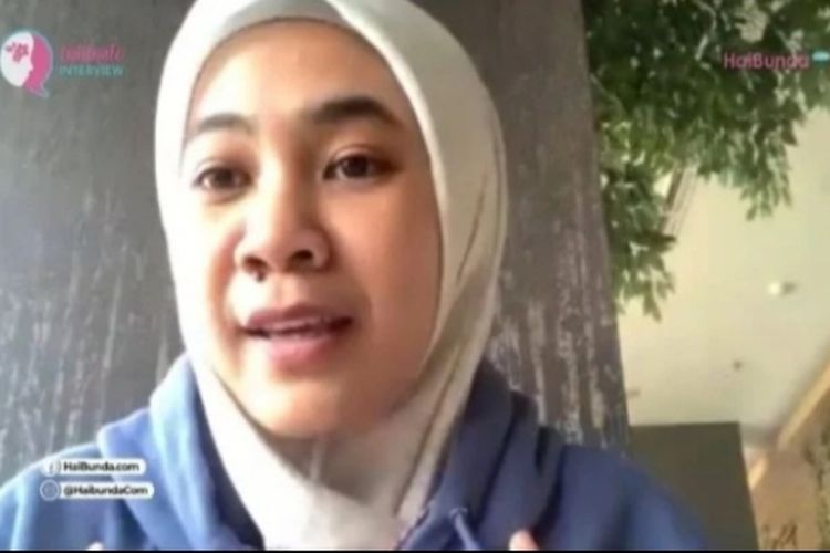 Mengenal Sosok Mommy ASF Penulis Novel Layangan Putus Dari Biodata Hingga Kisahnya Priangan