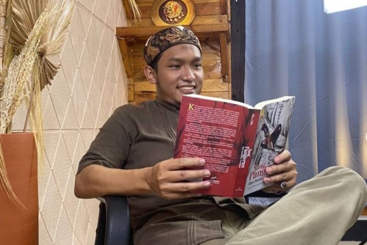 17 Quote dan Kata Mutiara Ustadz Salim A Fillah, Tentang Kehidupan dan ...