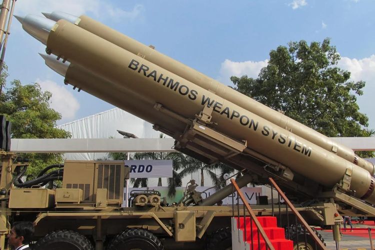 After India Exports BrahMos Missiles to the Philippines, China Begins to Show Fear