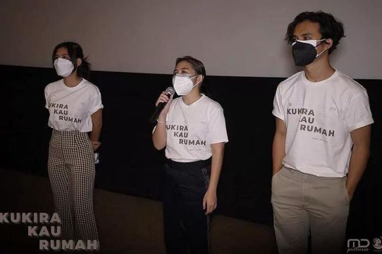 Sinopsis Film Kukira Kau Rumah Yang Merupakan Debut Umay Shahab Sebagai Sutradara Dan Prilly 