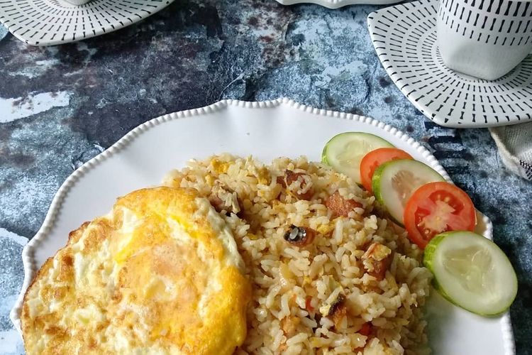 Resep Nasi Goreng Ikan Asin Ekstra Pedas, Guanas - Karanganyar News