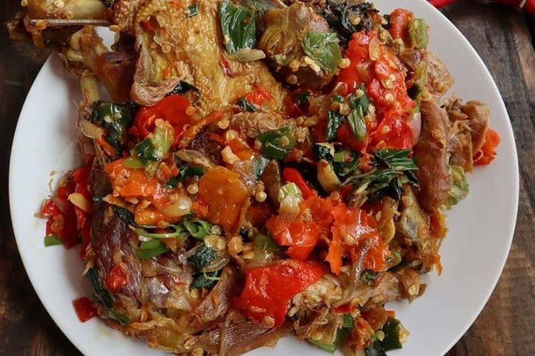 Resep Ayam Kampung Sambal Kemangi Pedas Dan Mantap Surantap Gurihnya Karanganyar News Halaman 3