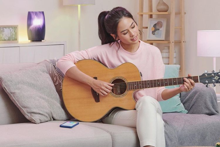 Jadi Populer di Tiktok, Berikut Lirik Lagu 'Kamu dan Kenangan