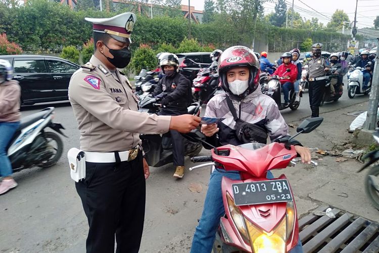 Operasi Patuh Lodaya 2022 Hari Ini Di Bandung Jam Berapa Dan Dimana ...