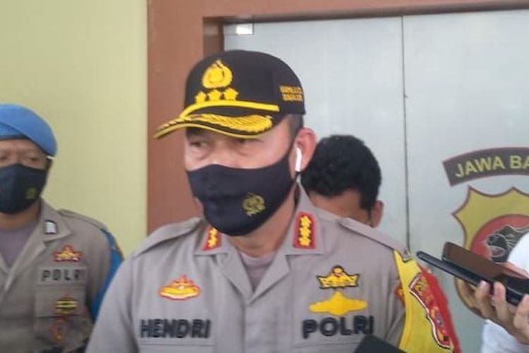 Profil Dan Biodata Kombes Pol Hendri Fiuser Yang Dikabarkan Meninggal