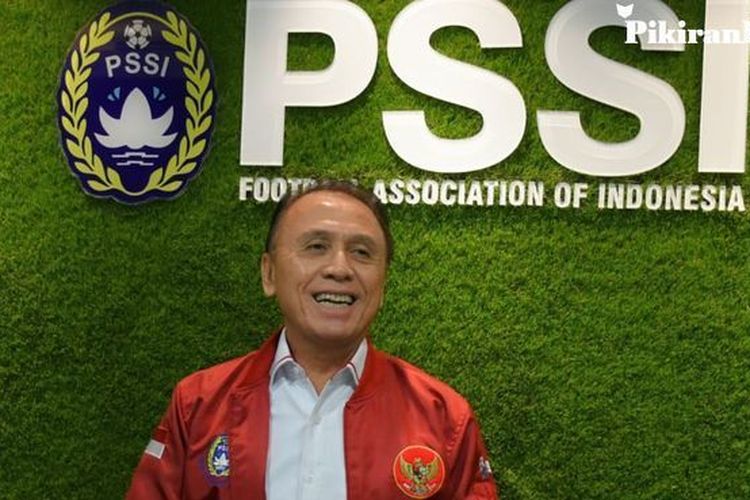 Didesak Mundur dari Ketum PSSI, Jubir Iwan Bule: Gak Pake Disuruh Nanti Tahun 2023 Ganti