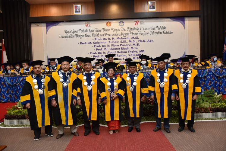 Pengukuhan Tujuh Guru Besar Universitas Tadulako Ini Nama Namanya Pikiran Rakyat Sulteng