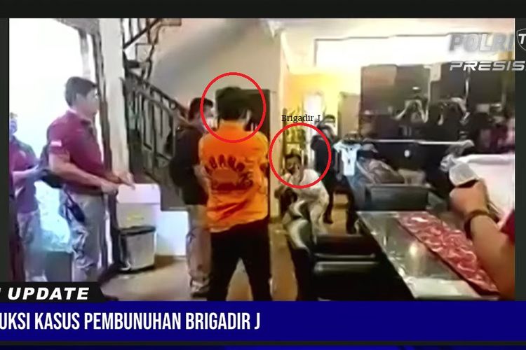 Ayah Brigadir J Kecewa Pengacara Dilarang Saksikan Rekonstruksi