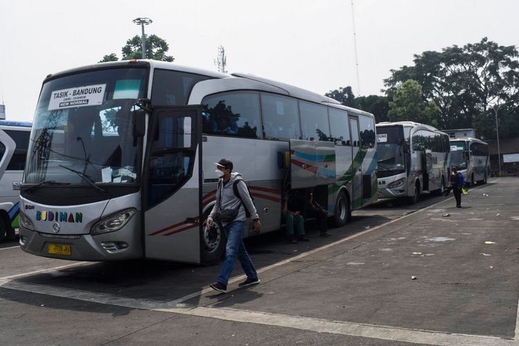 Jokowi: Terminal Bus Harus Nyaman, Kalau Kotor dan Banyak Preman Siapa Mau Naik?