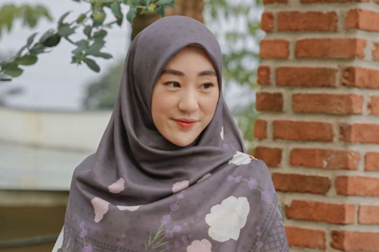 Larissa Chou Terciduk Ganti Nama Setelah Ijin Nikah Lagi ke Anak