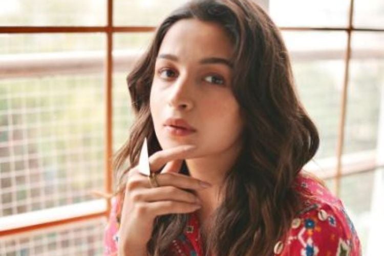 Profil Dan Biodata Alia Bhatt Terbaru Dan Lengkap: Karir, Keluarga ...