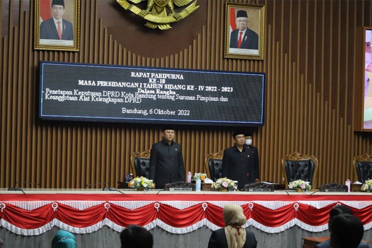 Perubahan Komposisi Alat Kelengkapan Dewan Perwakilan Rakyat Daerah ...