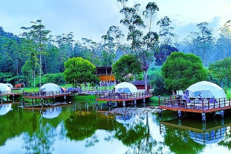 5 Destinasi Wisata Alam Glamping Di Bandung Yang Cocok Untuk Healing ...