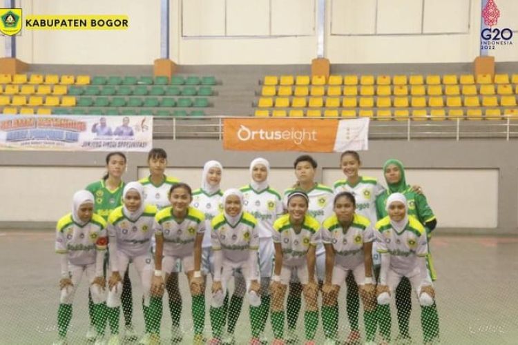 Tim Futsal Puteri Kab Bogor Juara Grup B (PORPROV) XIV Jawa Barat ...