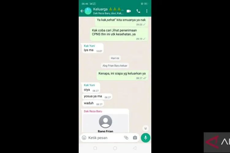 Janggal, Pagi Ini Nomor Ponsel Brigadir J Keluar dari Grup WA Keluarga