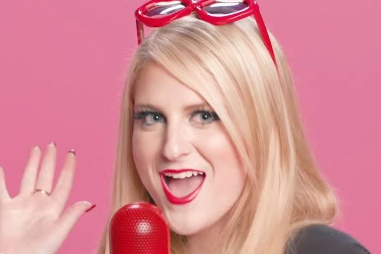 Makna Lirik Lagu Made You Look - Meghan Trainor, 'I Could Have My Gucci On  I Could Wear My Louis Vuitton
