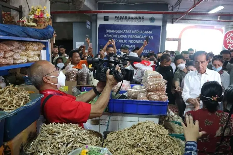 Alasan Jokowi 'Hobi' Blusukan ke Pasar: Ini Buat Saya Mengerti Apa yang Dihadapi Warga