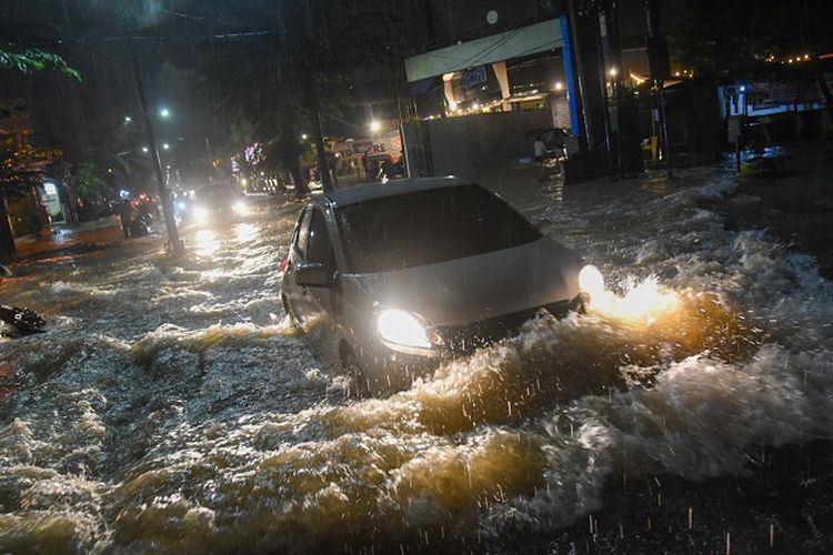 Banjir Terjang Kota Medan, BPBD Evakuasi 238 Warga dari Sejumlah Kelurahan