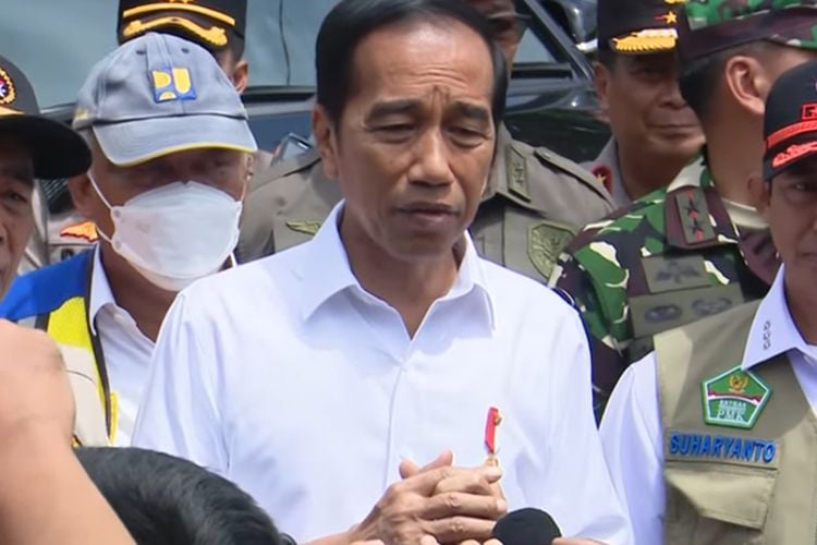 Jokowi Kunjungi Lagi Cianjur Pastikan Evakuasi dan Distribusi Bantuan Jadi Prioritas