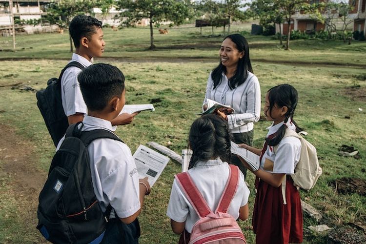 30 Ucapan Hari Guru 2023, Bikin Haru dan Tersentuh