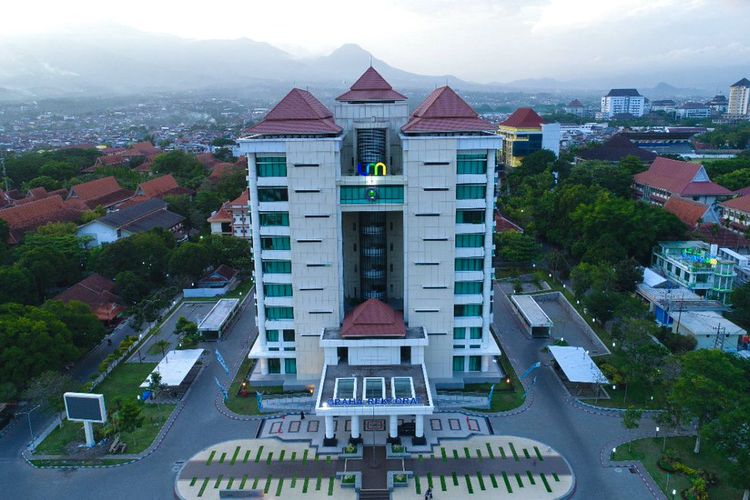 Daftar 30 Universitas Terbaik Di Jawa Timur Versi UniRank 2022, Cek ...